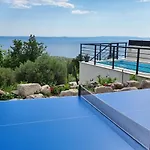 Marina - With Sea View Makarska