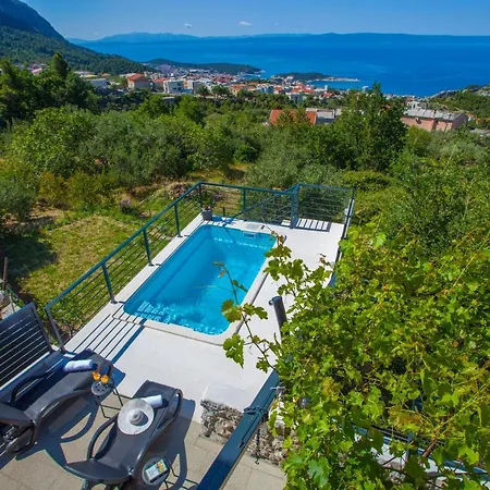 Marina - With Sea View Vakantiehuis *