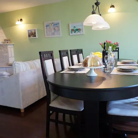 Marina - With Sea View Feriehus *