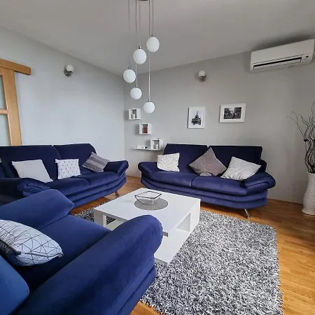 Marina - With Sea View Makarska